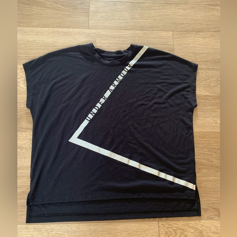 Under armour t shirt